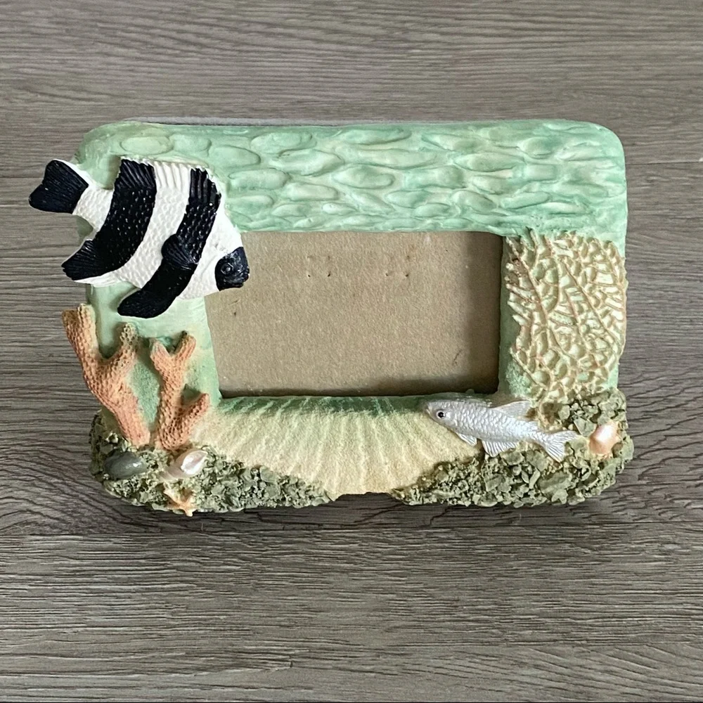 VTG Ocean Fish Shell Starfish Beach Picture Frame